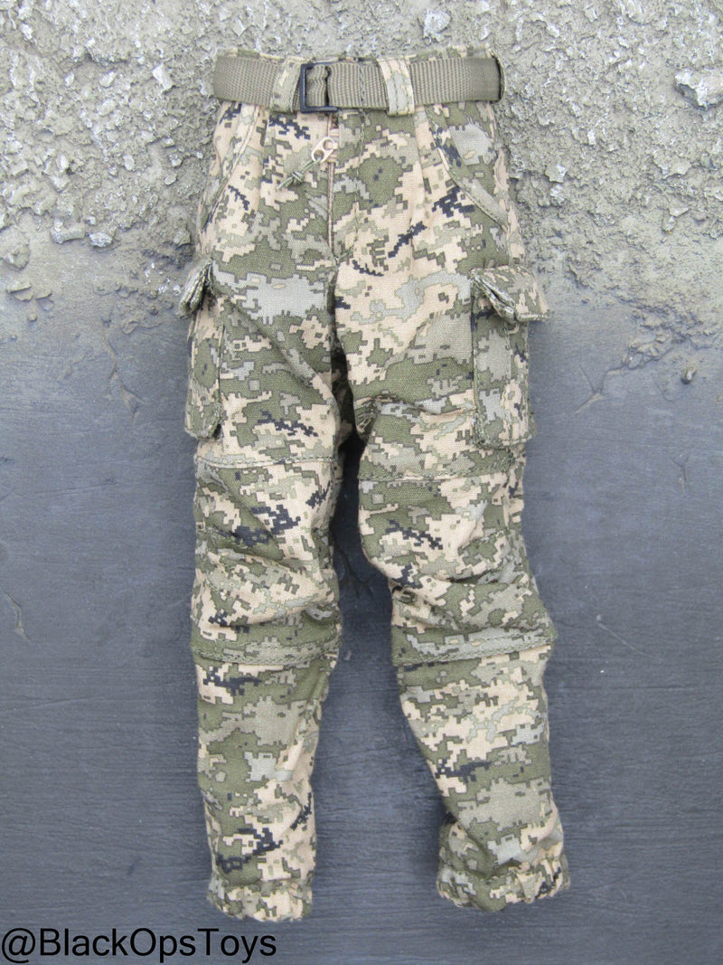 Load image into Gallery viewer, Ukraine Anti Tank Gunner - MM-14 Camo Uniform Set
