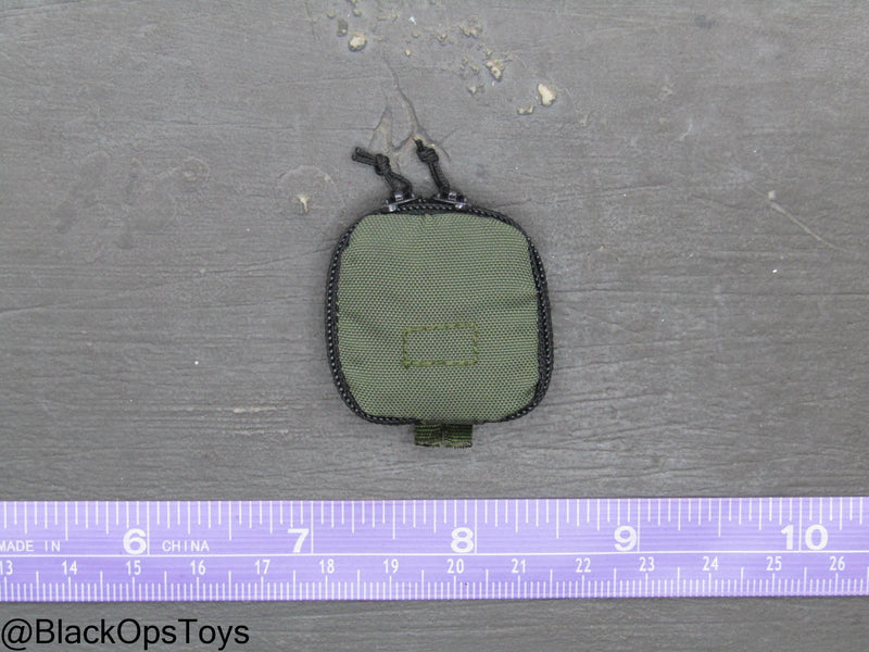 Load image into Gallery viewer, Ukraine Anti Tank Gunner - OD Green MOLLE IFAK Pouch
