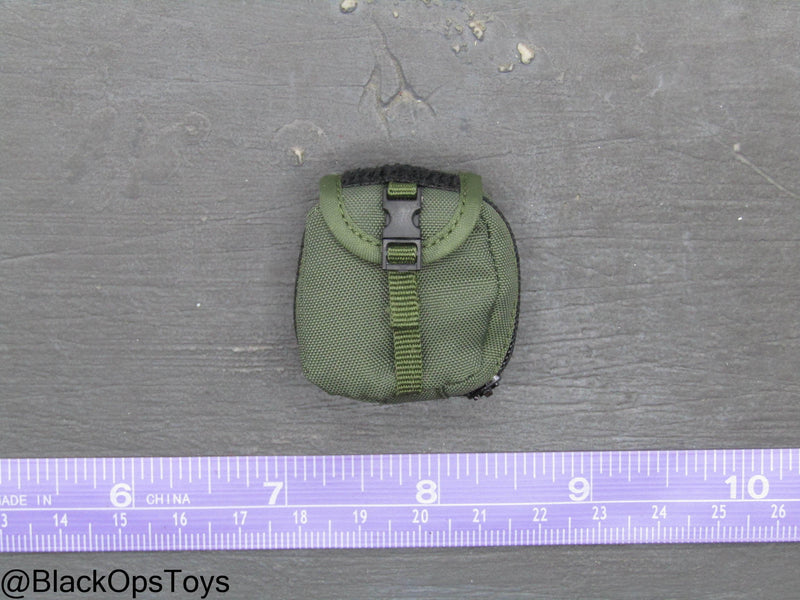 Load image into Gallery viewer, Ukraine Anti Tank Gunner - OD Green MOLLE Multipurpose Pouch
