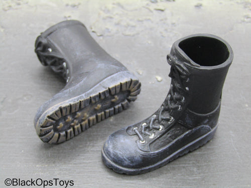 Weathered Black Combat Boots (Foot Type)