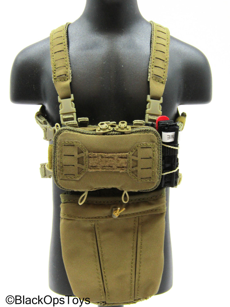 Load image into Gallery viewer, Russian SSO - Tan MOLLE Chest Rig w/Dump Pouch
