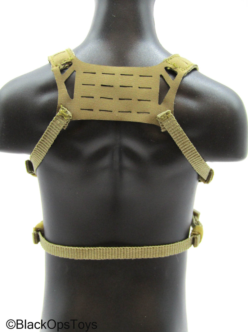 Load image into Gallery viewer, Russian SSO - Tan MOLLE Chest Rig w/Dump Pouch
