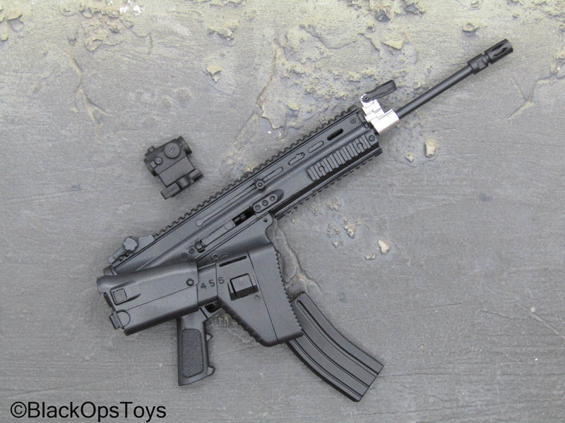 Load image into Gallery viewer, Doomsday Guardian - Scar-L Rifle w/Folding Stock
