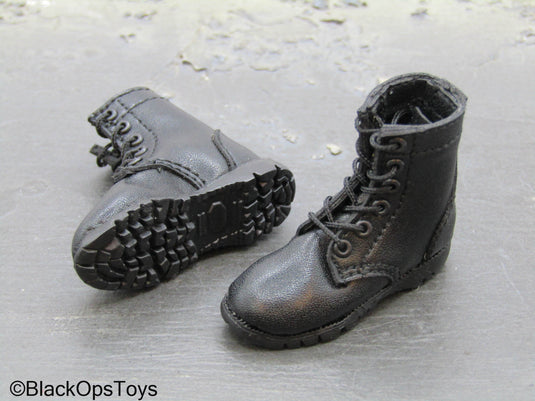Sharp Shooter - Black Female Combat Boots (Foot Type)
