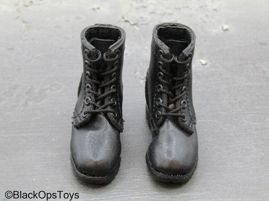 Sharp Shooter - Black Female Combat Boots (Foot Type)