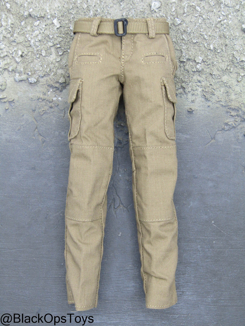 Load image into Gallery viewer, Female PMC Coyote Tan Cargo Pants w/Belt
