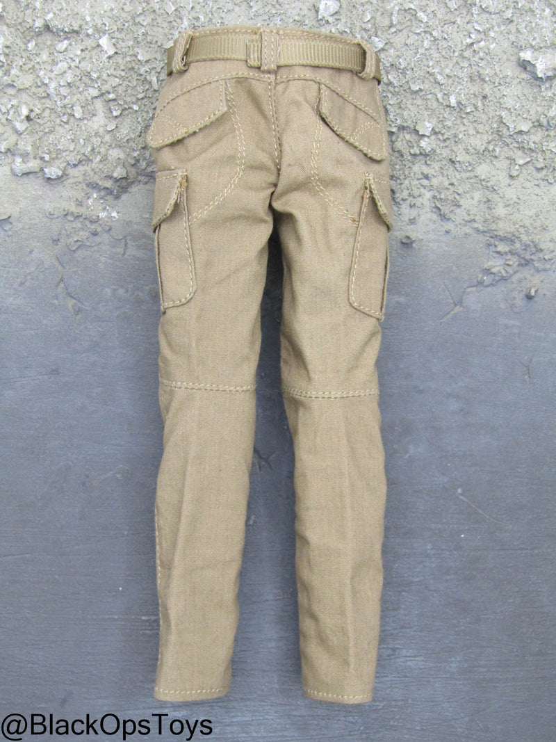 Load image into Gallery viewer, Female PMC Coyote Tan Cargo Pants w/Belt
