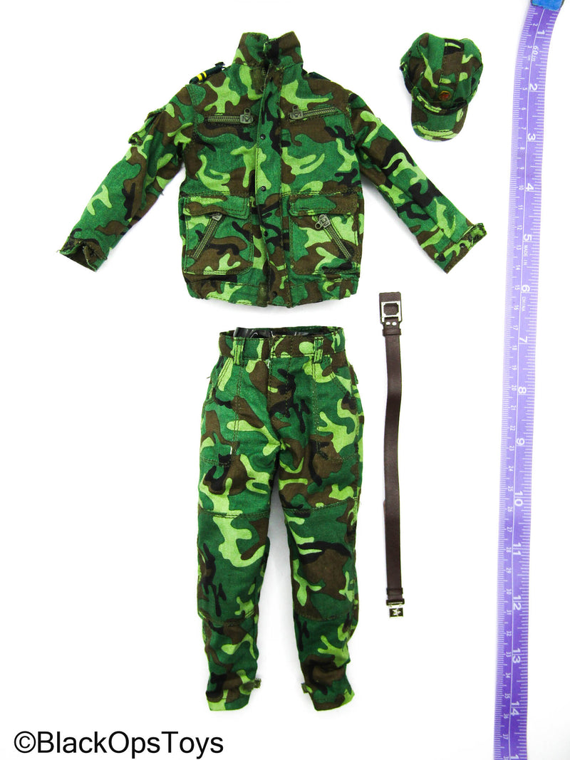 Load image into Gallery viewer, 1980 PLA - DPM Camo Combat Uniform Set
