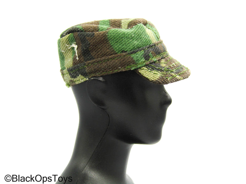 Load image into Gallery viewer, Woodland Combat Hat
