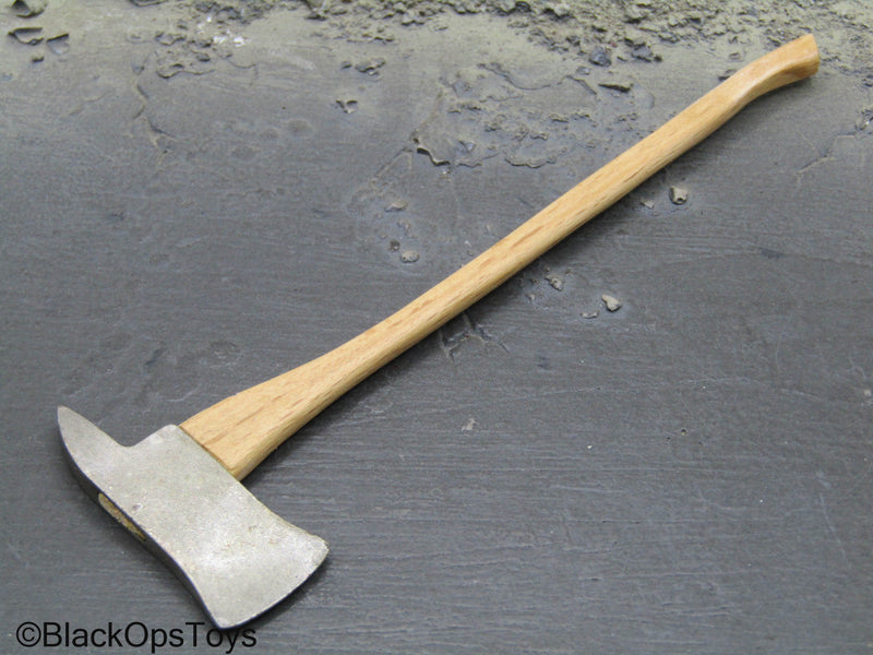 Load image into Gallery viewer, The Screaming - Metal &amp; Wood Axe
