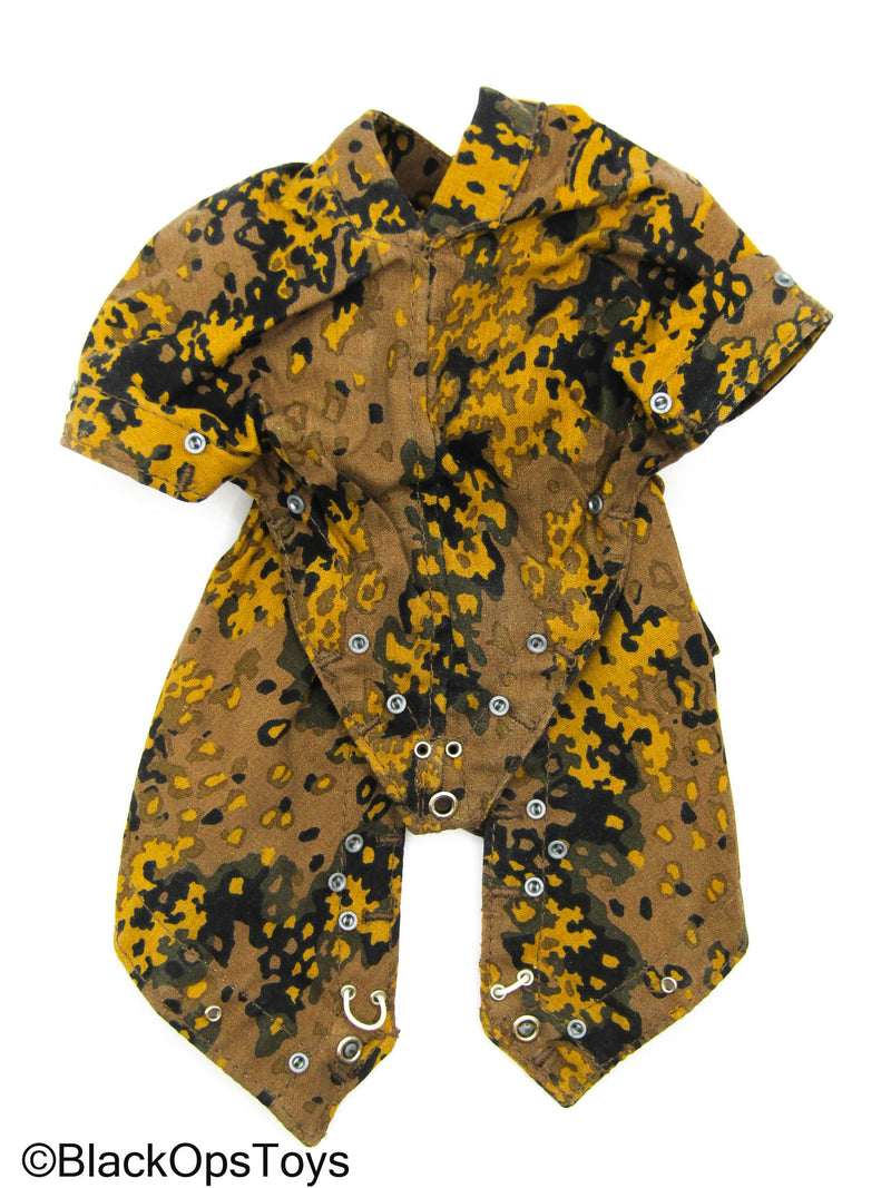 Load image into Gallery viewer, WWII German - Oak Leaf Pattern Camo Poncho
