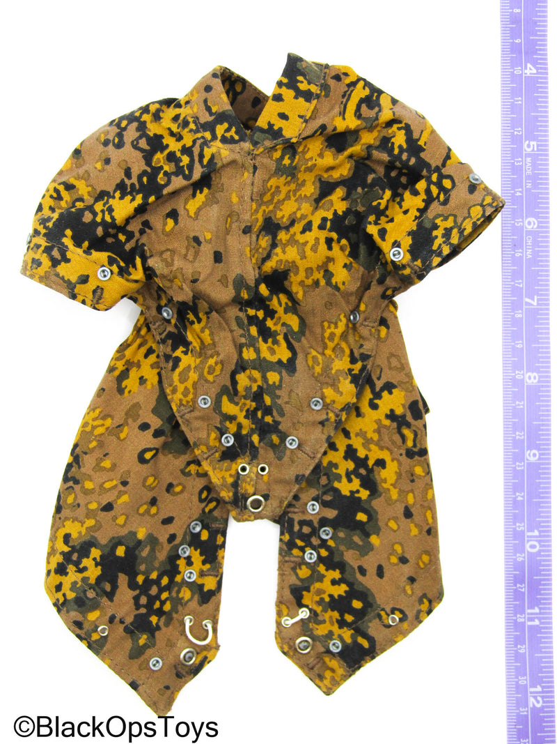 Load image into Gallery viewer, WWII German - Oak Leaf Pattern Camo Poncho
