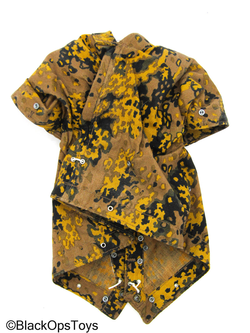 Load image into Gallery viewer, WWII German - Oak Leaf Pattern Camo Poncho
