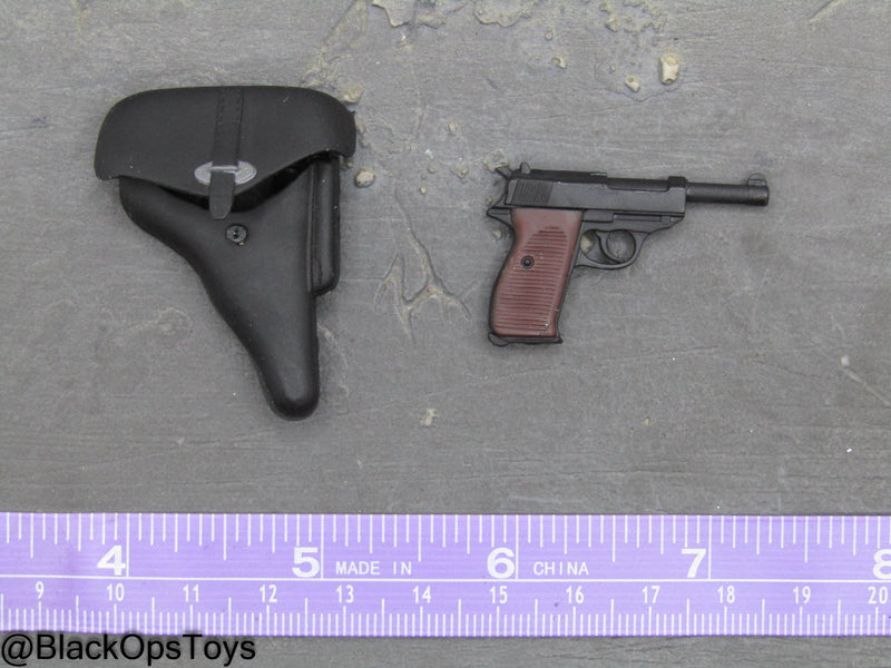 Load image into Gallery viewer, WWII German - Walther P38 w/Black Holster
