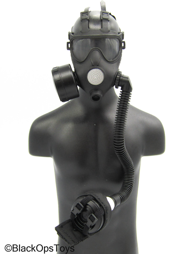 Load image into Gallery viewer, Russian Spetsnaz FSB Gunner - Gas Mask Set
