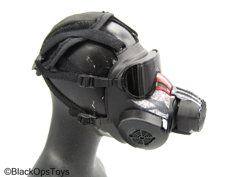 Load image into Gallery viewer, Extreme Zone Gaius Task - Black Gas Mask
