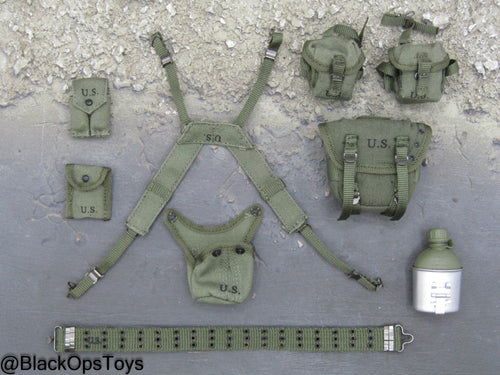 Vietnam US Army Lt. Col. Moore - Rivet Belt w/Harness & Pouch Set