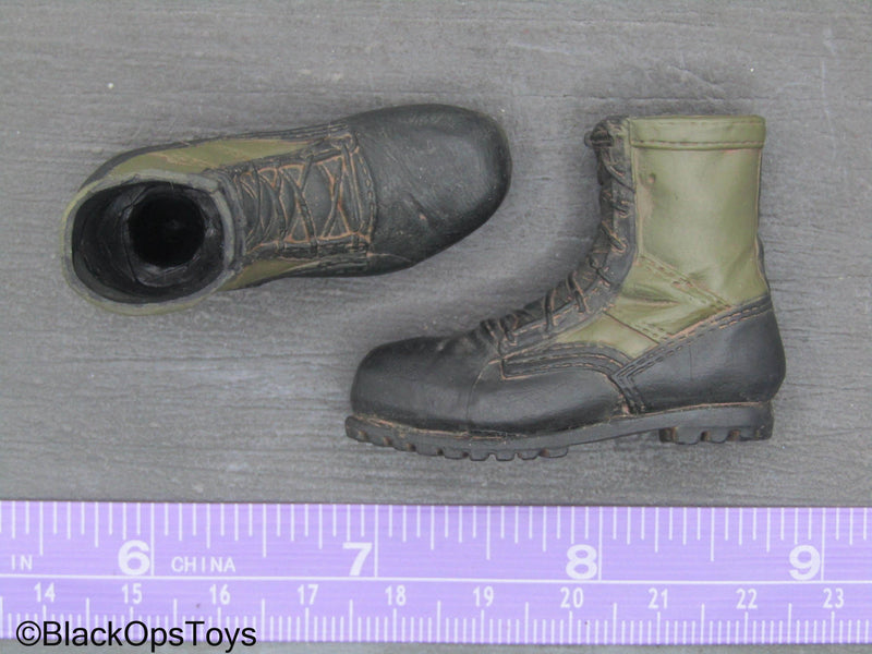 Load image into Gallery viewer, Ultimate Robot - Black &amp; Green Combat Boots (Peg Type)
