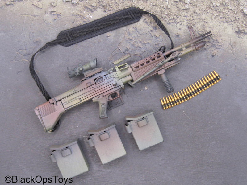 Load image into Gallery viewer, Camo Mk48 Light Machine Gun w/Sling &amp; Ammo Boxes
