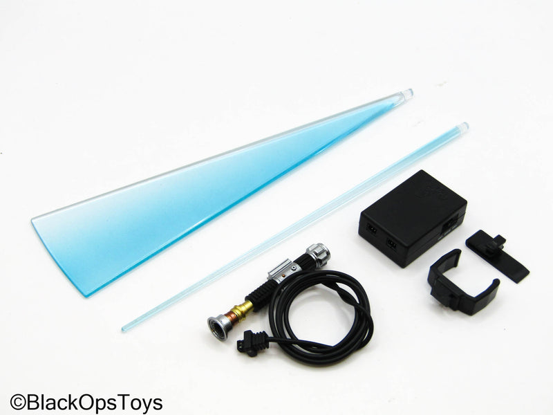 Load image into Gallery viewer, Star Wars Clone Wars - Obi Wan Kenobi - Light Up Blue Lightsaber Set
