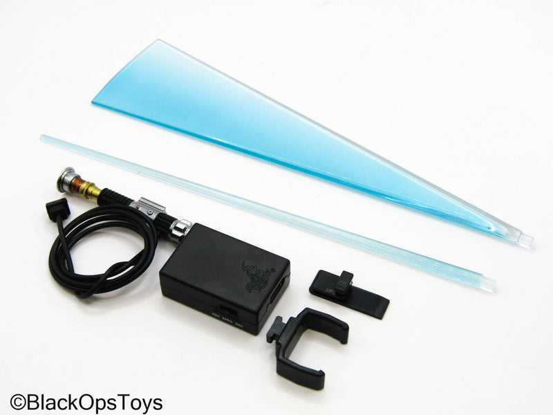 Load image into Gallery viewer, Star Wars Clone Wars - Obi Wan Kenobi - Light Up Blue Lightsaber Set
