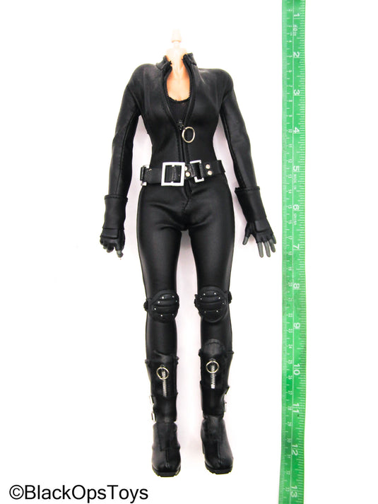 CY Girls - Female Dressed Body w/Leather Like Body Suit & Kneepads