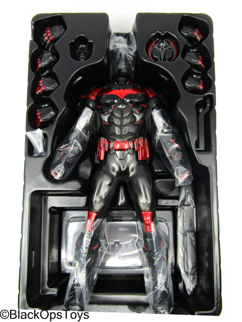 Load image into Gallery viewer, Batman Arkham Knight - Futura Knight Version - MINT IN OPEN BOX
