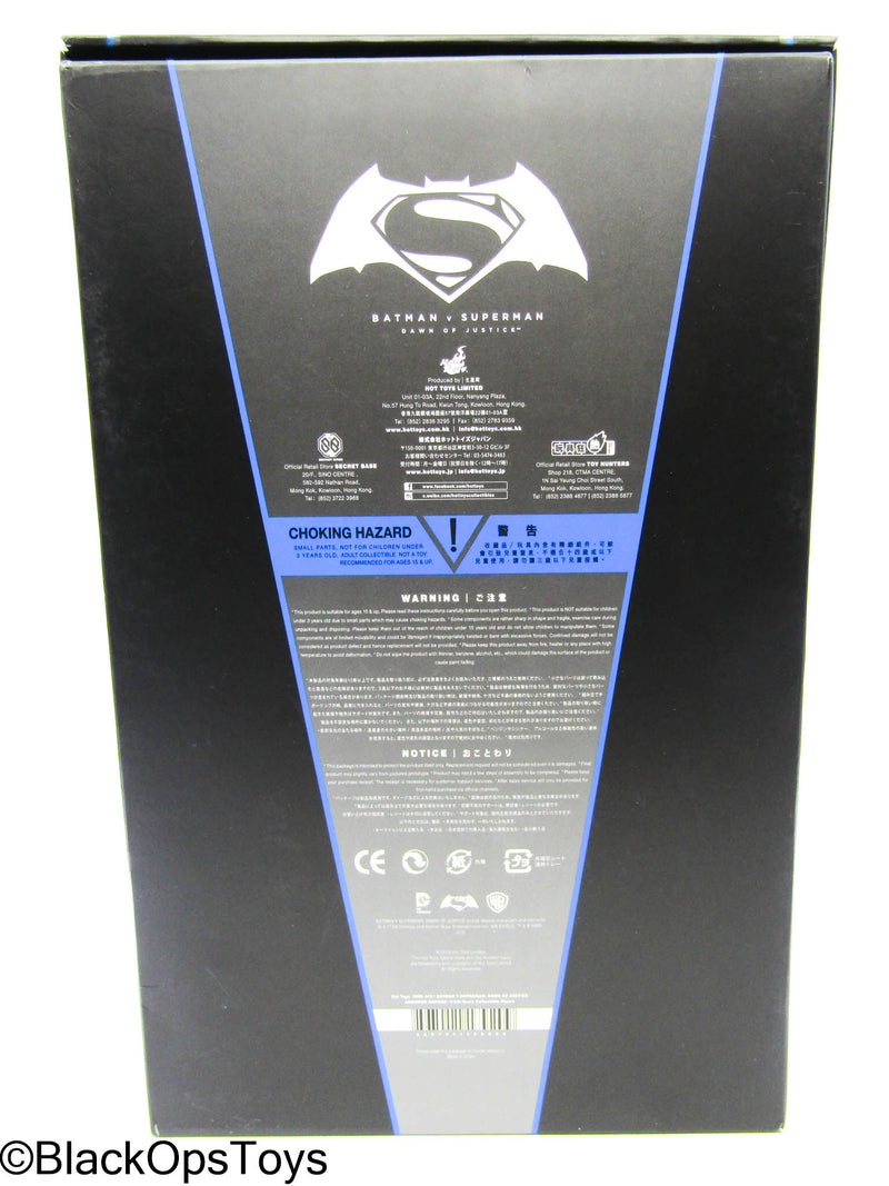 Load image into Gallery viewer, Batman v Superman - Armored Batman - MINT IN OPEN BOX
