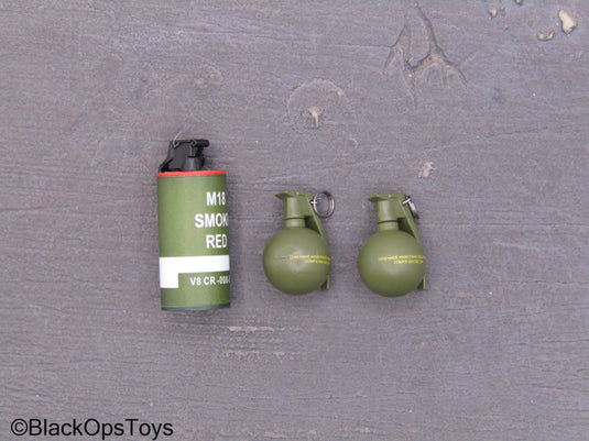 Chris Kyle Remastered DX - Red M18 Smoke Grenade w/Frag Grenades (x2)