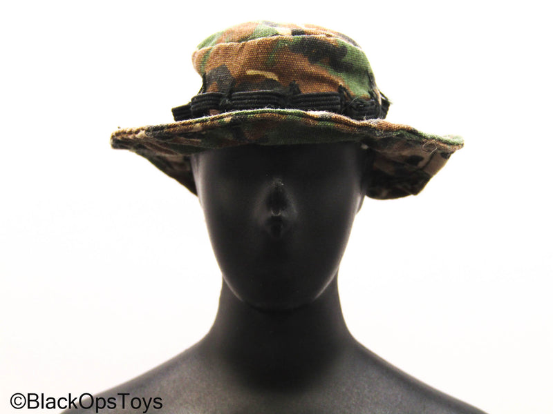 Load image into Gallery viewer, Woodland Camo Boonie Hat
