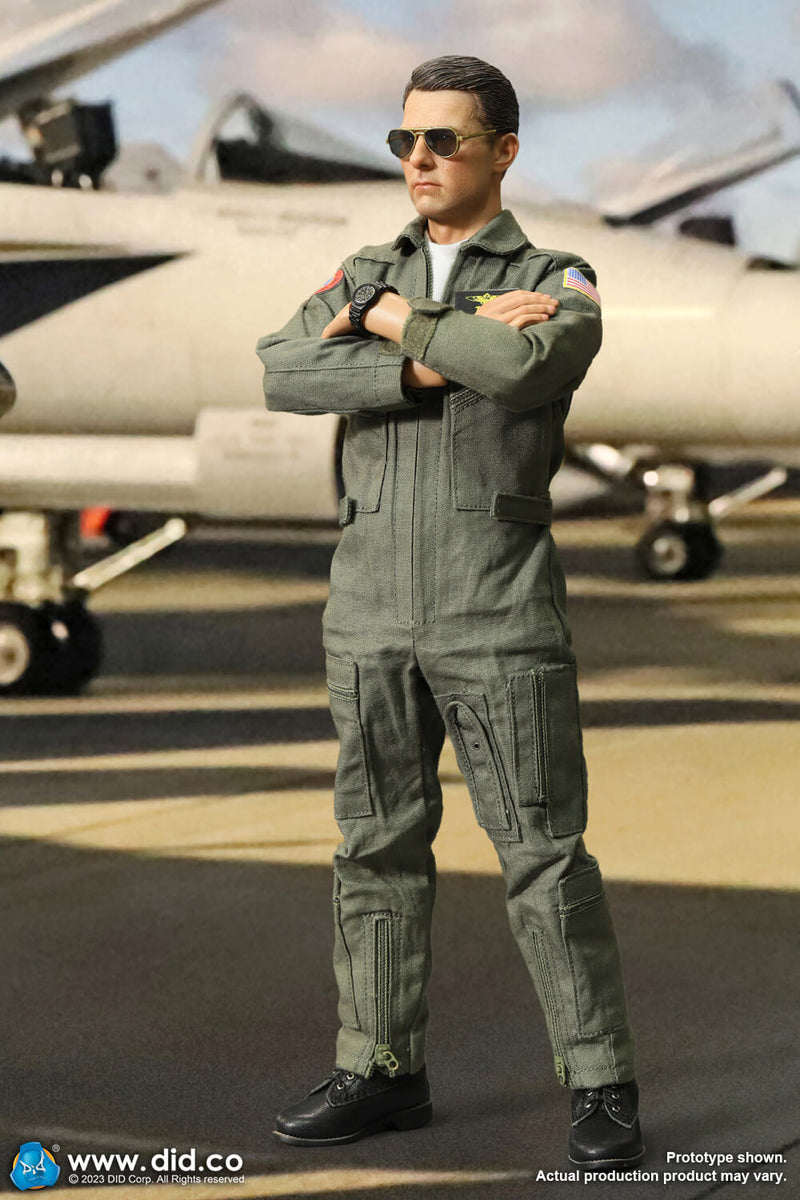 Load image into Gallery viewer, F/A-18E Pilot Captain Mitchell - Male Dressed Body w/Flight Suit
