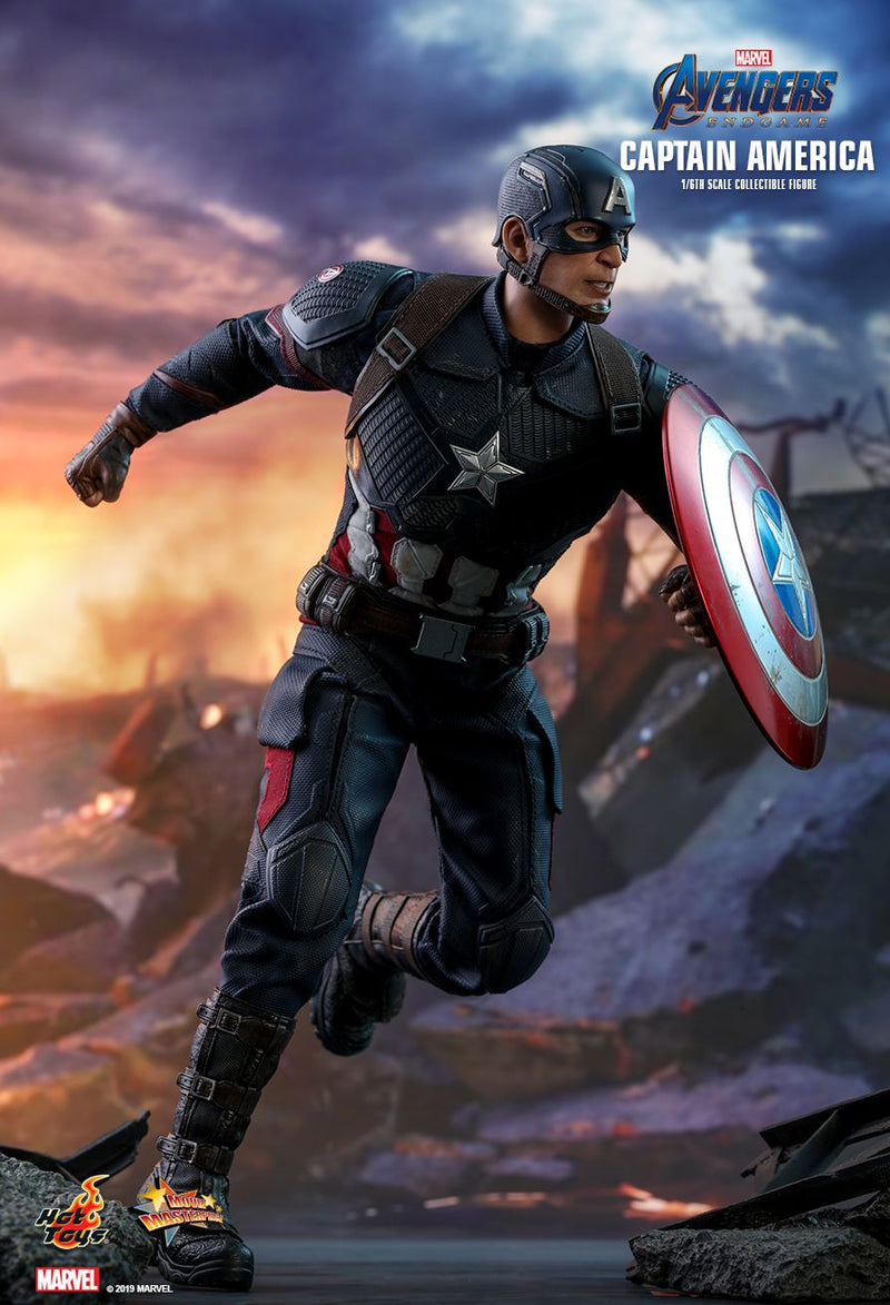 Load image into Gallery viewer, Avengers: Endgame - Captain America - MINT IN OPEN BOX
