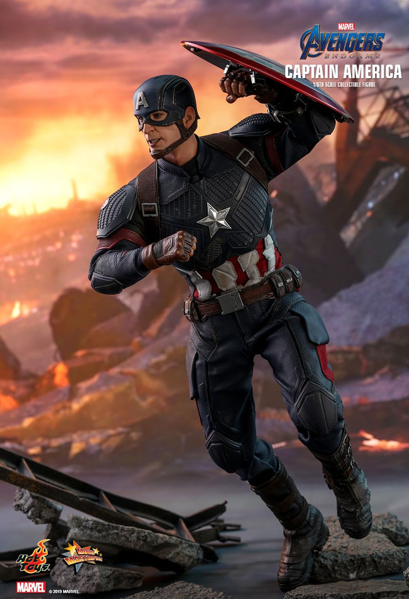 Load image into Gallery viewer, Avengers: Endgame - Captain America - MINT IN OPEN BOX
