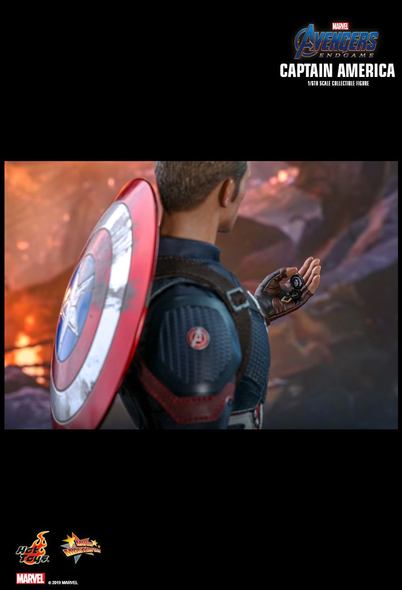 Load image into Gallery viewer, Avengers: Endgame - Captain America - MINT IN OPEN BOX
