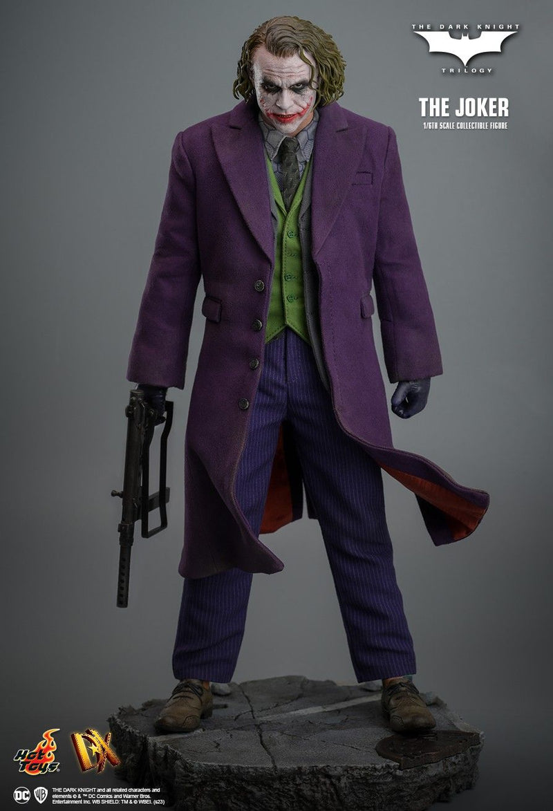 Load image into Gallery viewer, The Dark Knight - The Joker - MINT IN BOX
