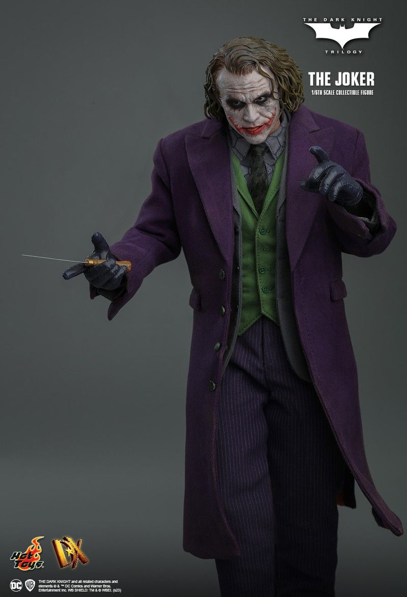 Load image into Gallery viewer, The Dark Knight - The Joker - MINT IN BOX
