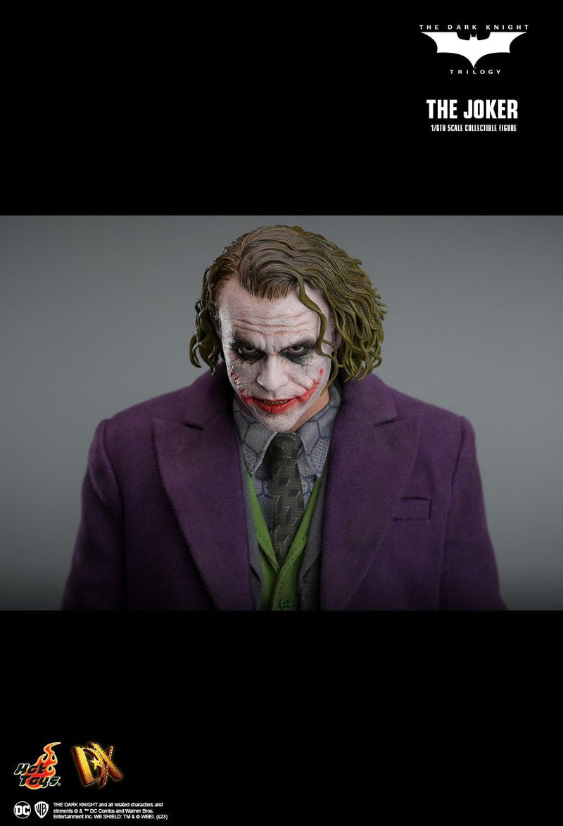 Load image into Gallery viewer, The Dark Knight - The Joker - MINT IN BOX
