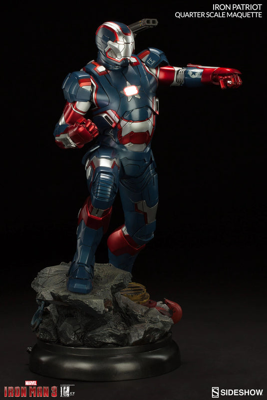 1/4 Scale - Iron Patriot - Maquette - MINT IN OPEN BOX