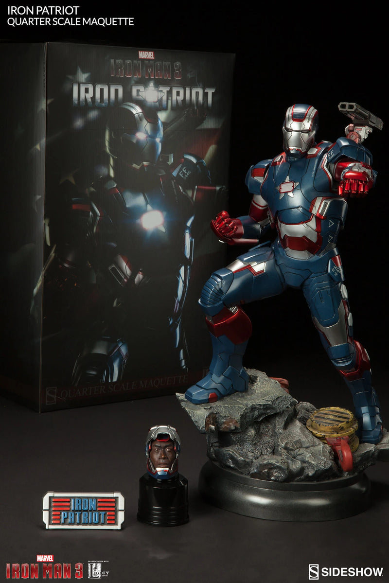 Load image into Gallery viewer, 1/4 Scale - Iron Patriot - Maquette - MINT IN OPEN BOX
