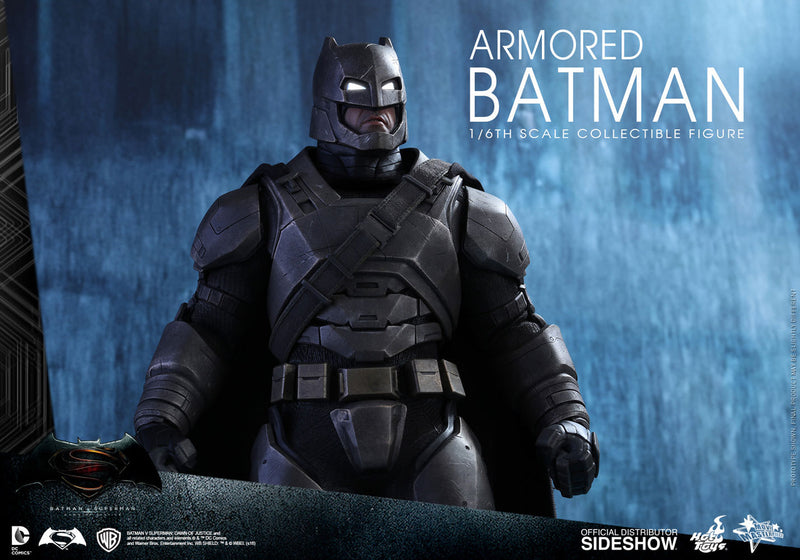 Load image into Gallery viewer, Batman v Superman - Armored Batman - MINT IN OPEN BOX
