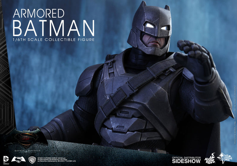 Load image into Gallery viewer, Batman v Superman - Armored Batman - MINT IN OPEN BOX
