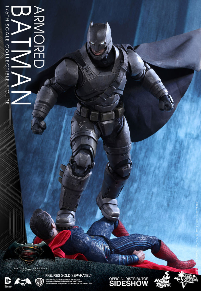 Load image into Gallery viewer, Batman v Superman - Armored Batman - MINT IN OPEN BOX
