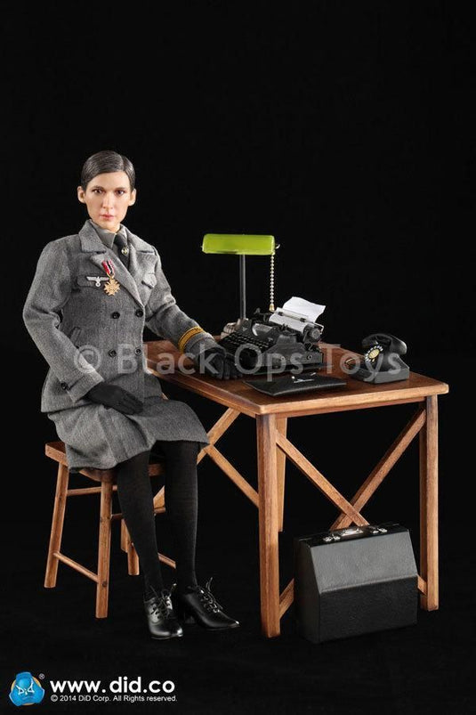WWII - German Typist Sophie - Hand Set (x3)