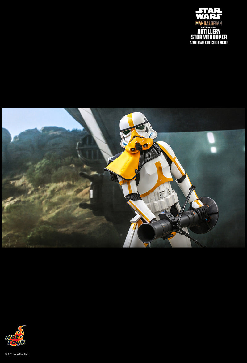 Load image into Gallery viewer, Star Wars: The Mandalorian - Artillery Stromtrooper - MINT IN BOX
