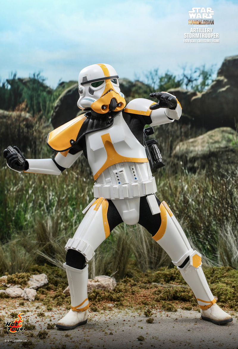 Load image into Gallery viewer, Star Wars: The Mandalorian - Artillery Stromtrooper - MINT IN BOX
