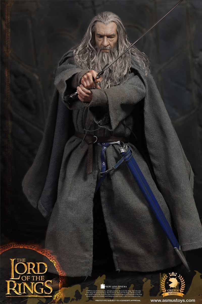 Load image into Gallery viewer, LOTR - Crown Series Gandalf - Weathered Grey Poncho
