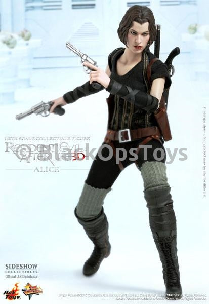 Resident Evil - Alice - Black Under Shirt & Pants