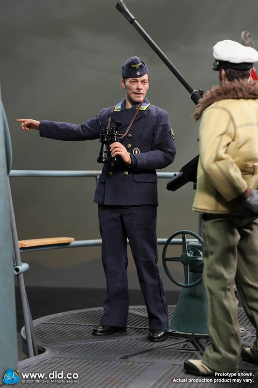 Load image into Gallery viewer, WWII - German U-Boat Seaman w/Gun Deck Diorama - MINT IN BOX
