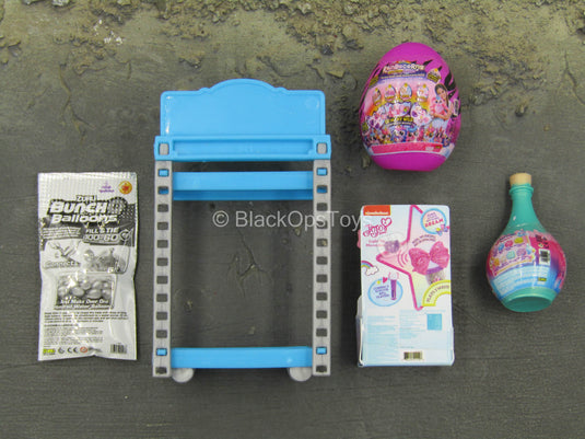 Cart w/Toy Set