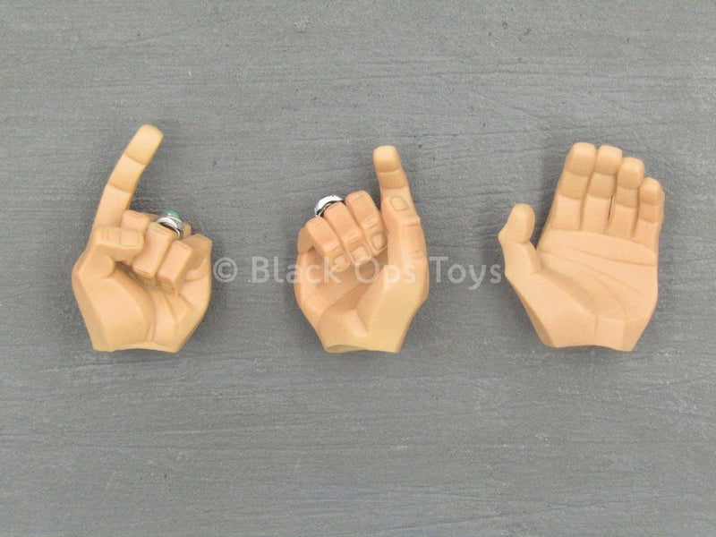 Load image into Gallery viewer, Heart 5 - Bowen - Hand w/Ring Set (x3)
